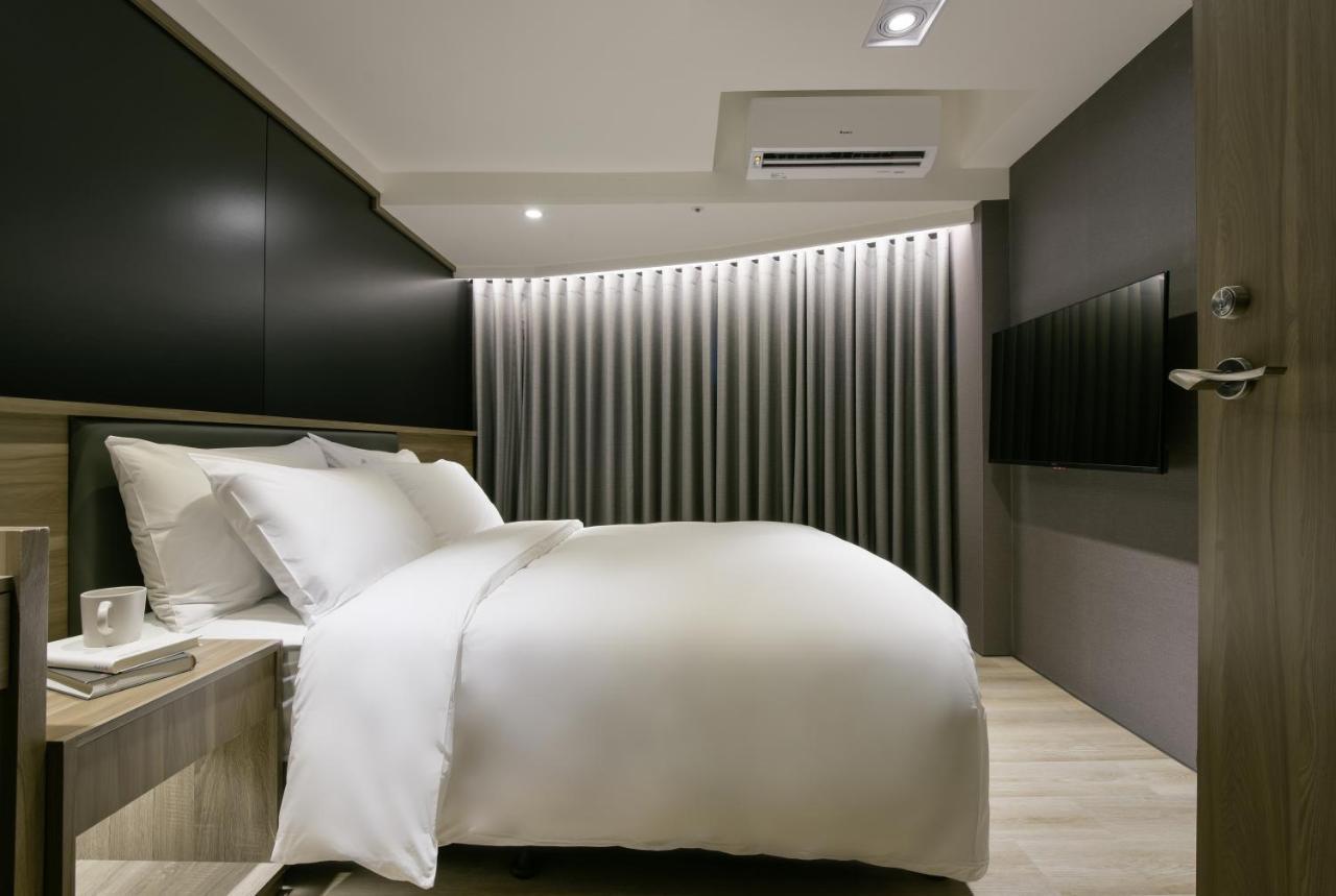 Autumn Willow Hotel تايتشونغ المظهر الخارجي الصورة