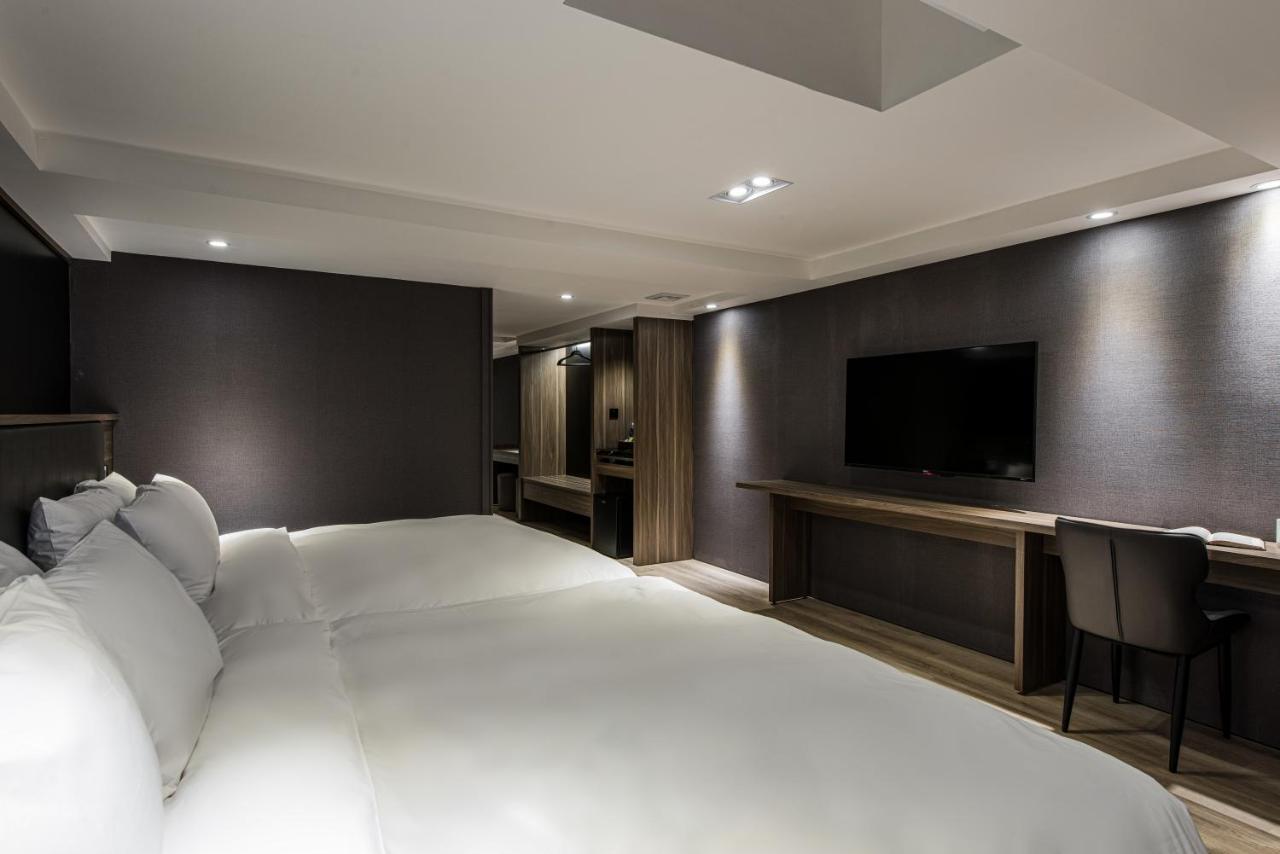 Autumn Willow Hotel تايتشونغ المظهر الخارجي الصورة