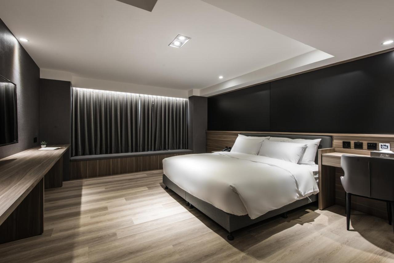 Autumn Willow Hotel تايتشونغ المظهر الخارجي الصورة