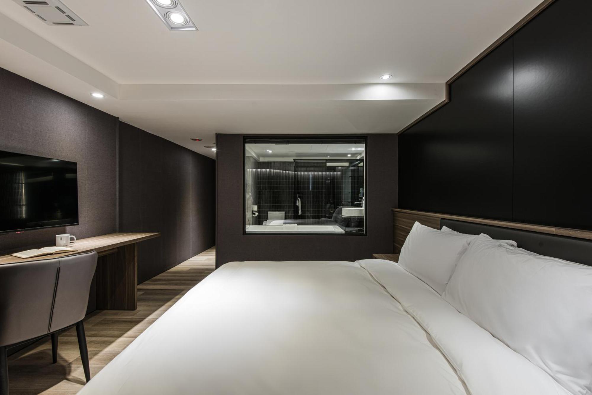 Autumn Willow Hotel تايتشونغ المظهر الخارجي الصورة