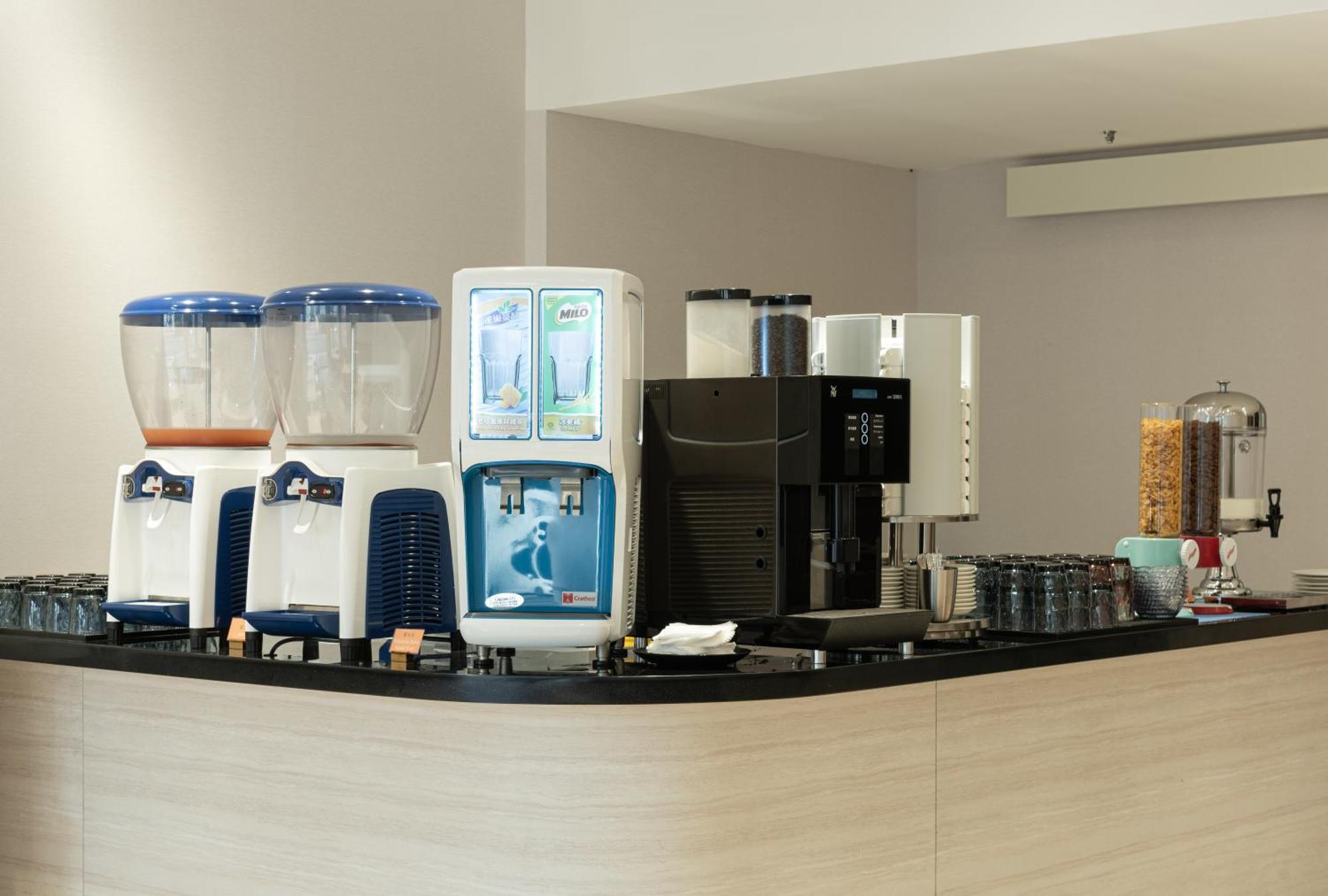 Autumn Willow Hotel تايتشونغ المظهر الخارجي الصورة